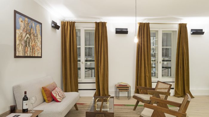 2 bedrooms apartment — PARIS 8TH